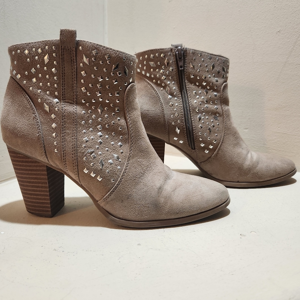Jennifer Lopez booties, size 7.5